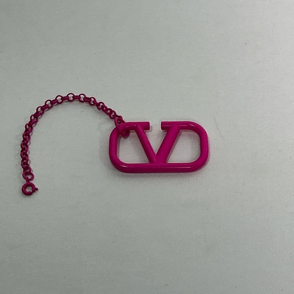 Valentino V Logo Vibrant Pink Logo Key Chain Holder - Picture 3 of 9